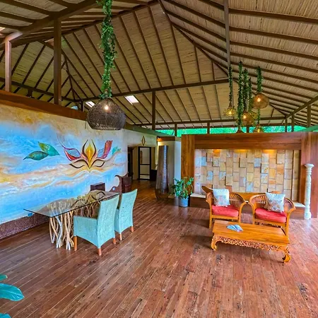 Lost Iguana Resort&Spa-2